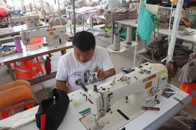 商店镇:支部领办服装厂让村民家门口就业增收